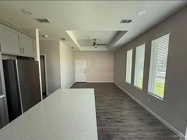 5909 Swallow Ave #3 — Photo 10