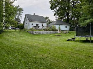 13621 Webster Rd, Bath, MI 48808