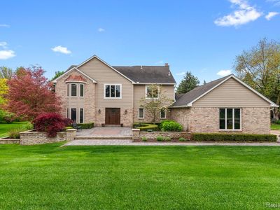 295 Oakbridge Dr, Rochester, MI, 48306