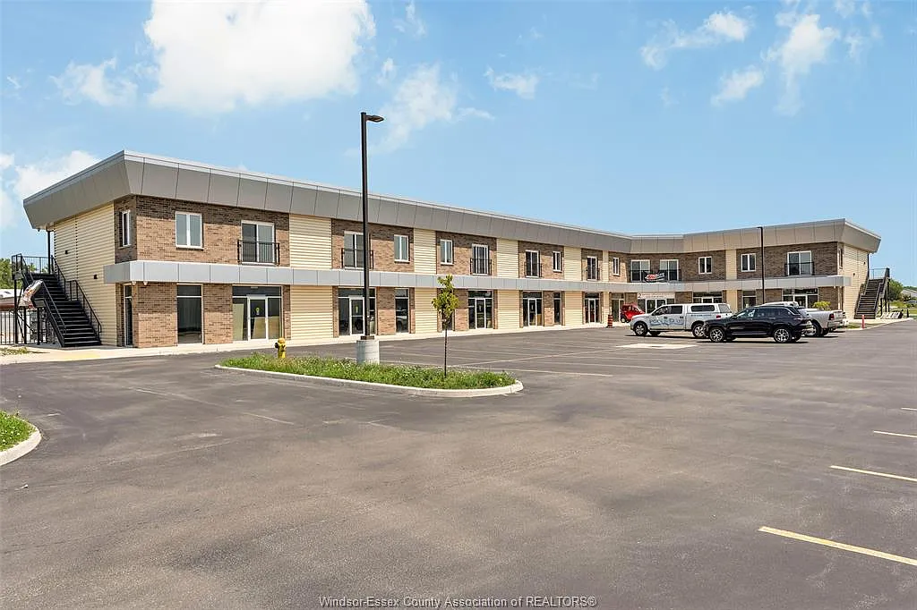 2 bed, 1019 sqft, $2,000 — Photo 1