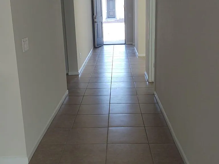 17844 W Villa Hermosa Ln — Photo 7