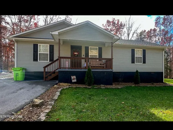 3032 Niska Dr, Crossville, TN 38572