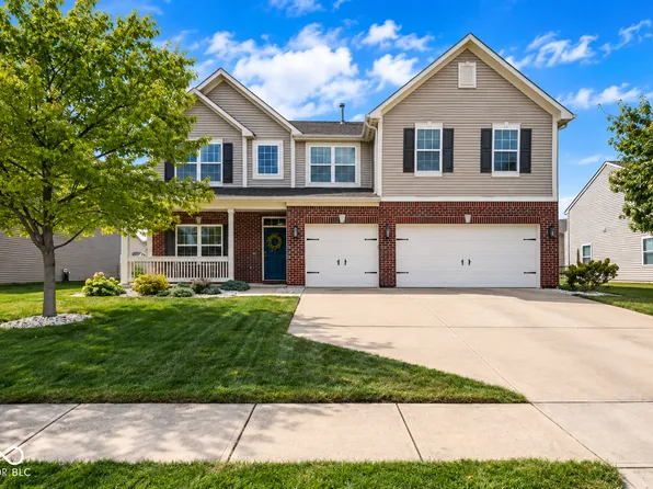 1394 Windborne Ln, Greenwood, IN 46143
