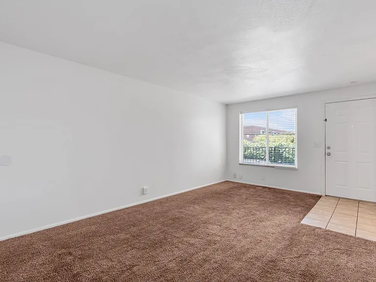 1540 S Roberta St — Photo 10
