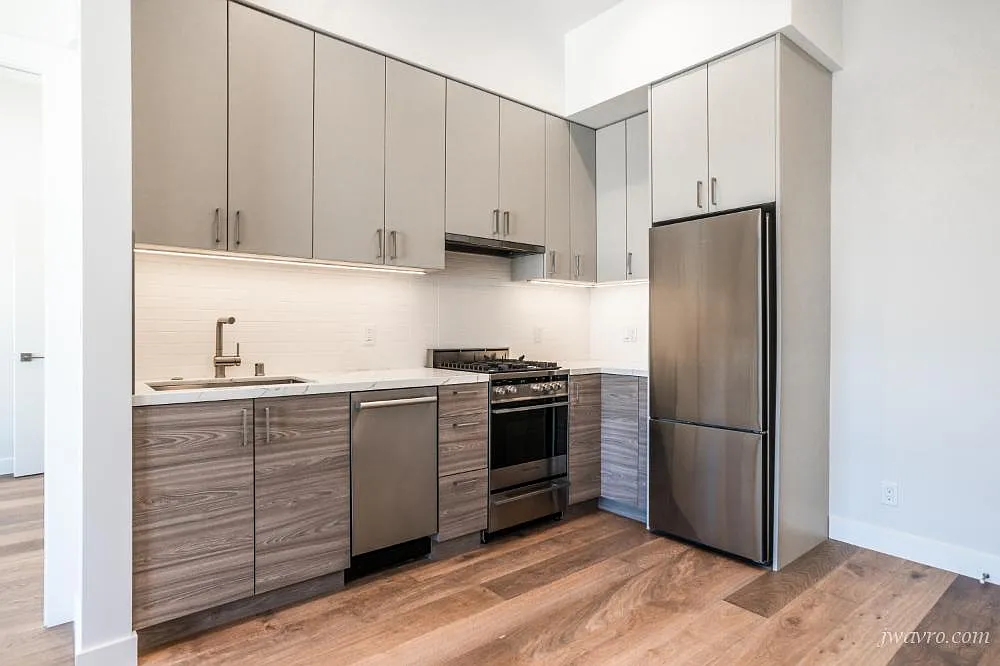 Luxury 1 Bed 1 Bath - W/D in unit - Most utilities included — Photo 4