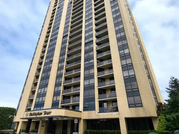 800 Palisade Ave APT 902, Fort Lee, NJ 07024