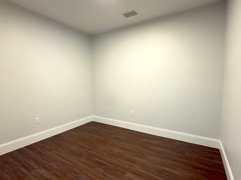 205 Maverick St #412 — Photo 12