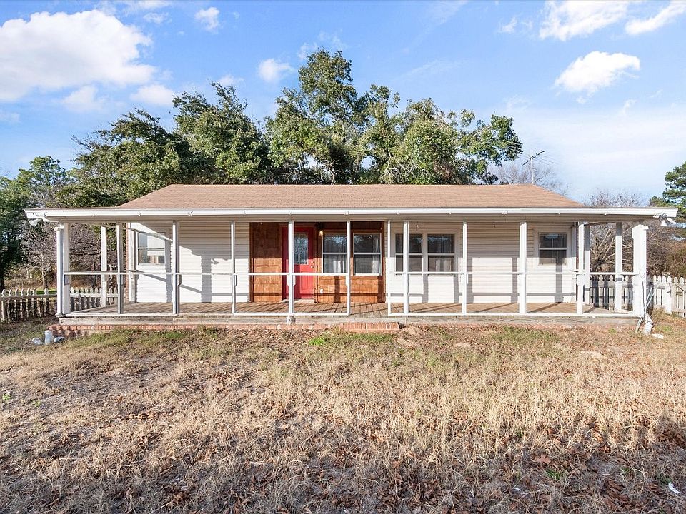 1st image of 14631 Pine Oak