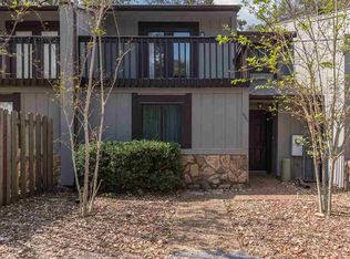 6047 Hilburn Rd, Pensacola, FL 32504