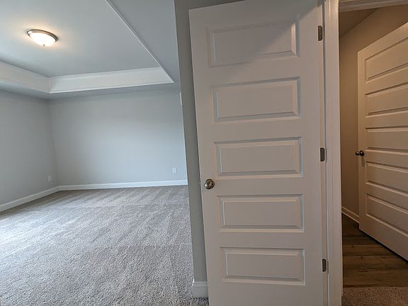 5th image of 3010 Westgate Park Dr