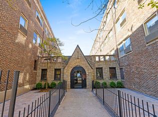 1551 W Hollywood Ave #4, Chicago, IL 60660