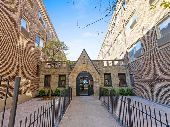 1551 W Hollywood Ave #3, Chicago, IL 60660