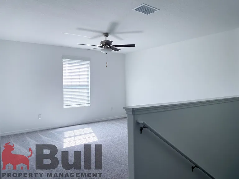 1754 Red Loop — Photo 15