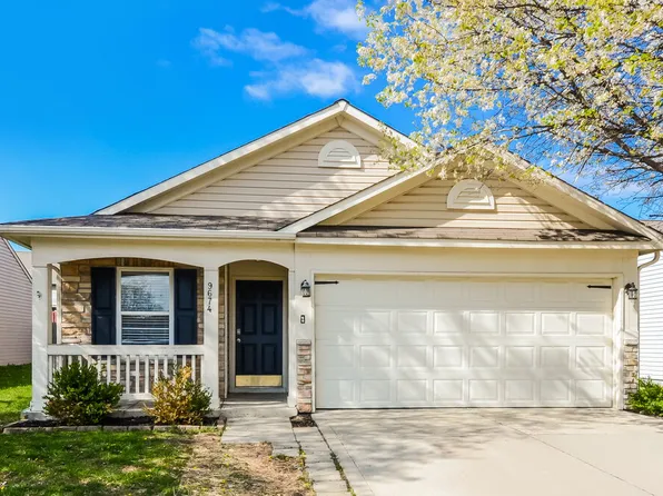 9674 Thomas Ln, Avon, IN 46123