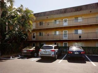 5667 Rattlesnake Hammock Rd APT 301, Naples, FL 34113