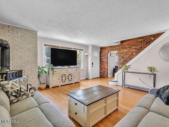 5th image of 7 Richmond Avenue