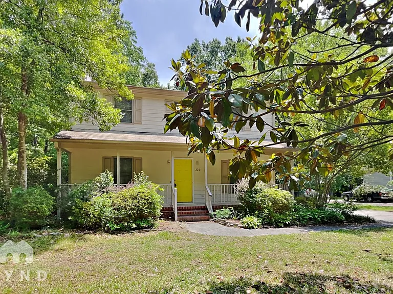 220 Glaive Dr — Photo 23