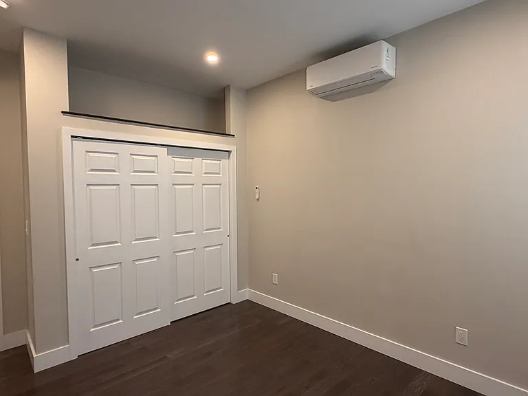 4707 Chester Ave #2 — Photo 5