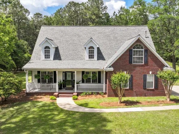 9026 Old Chemonie Rd, Tallahassee, FL 32309