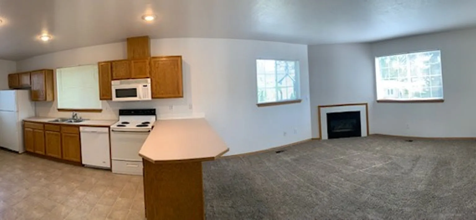 4035 — Photo 2