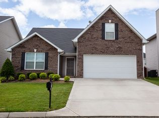 8341 Cureton Park Ln, Knoxville, TN 37931