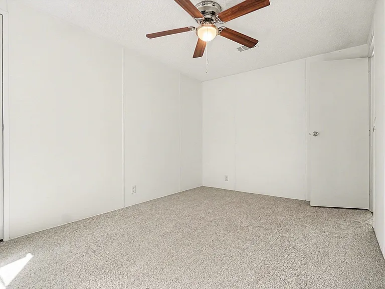 7624 Timberwood Dr — Photo 22