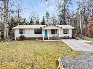 3592 Dogwood Valley Rd, Tunnel Hill, GA 30755