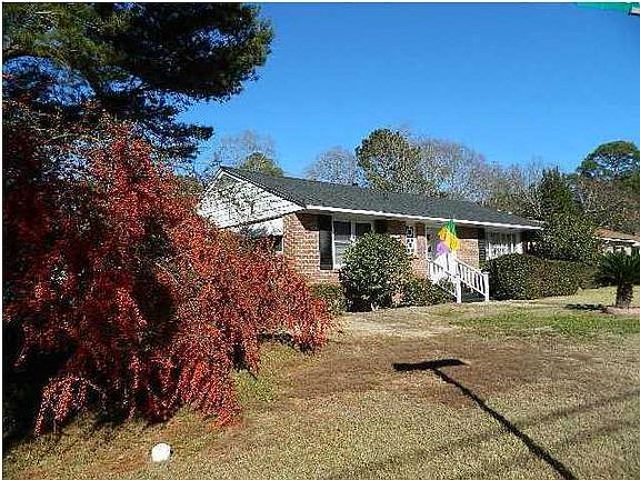 4th image of 2774 S Sherwood Dr