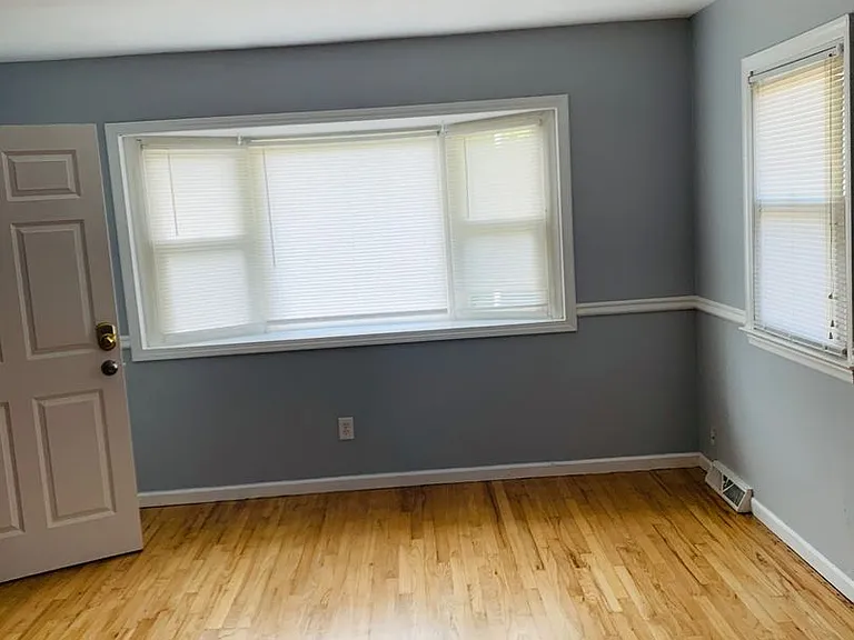 62 Revere St #2 — Photo 24