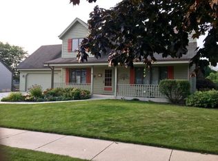 403 Thomas Dr, Port Washington, WI 53074