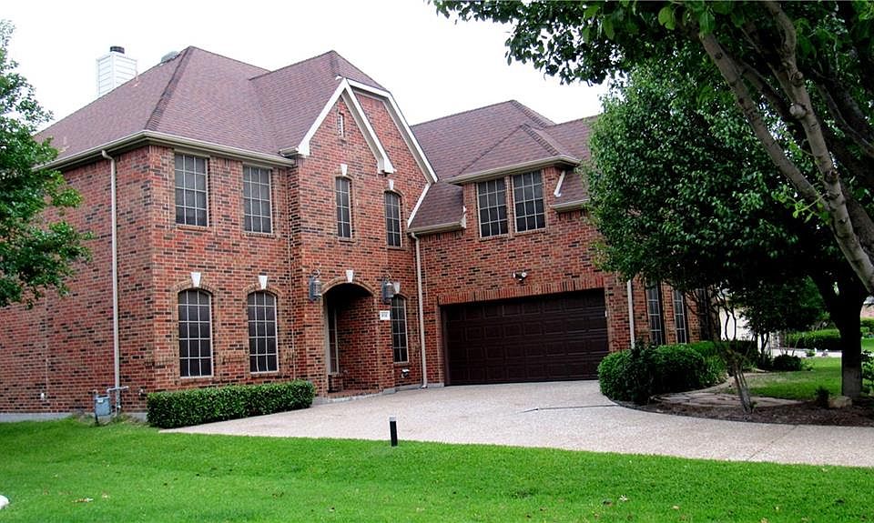 1st image of 212 Crenshaw Dr