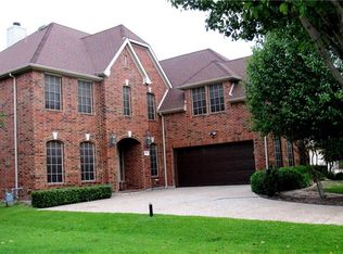 212 Crenshaw Dr, Mansfield, TX 76063