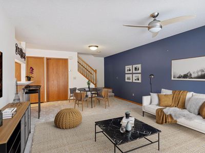 717 Mariner Way, Woodbury, MN, 55129