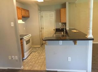 1922 Brookdale St, Biloxi, MS 39532