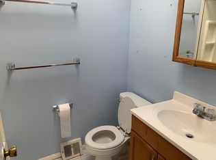 2828 Angus Rd, Philadelphia, PA 19114