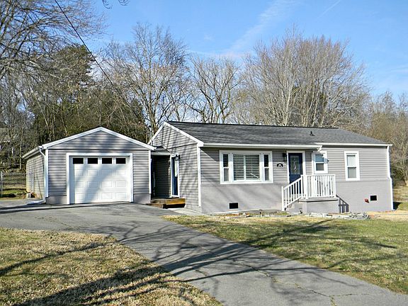 3rd image of 2113 Norvell Dr