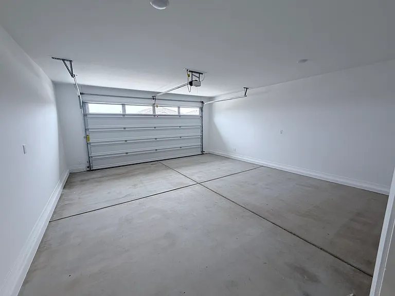 24172 W Raymond St — Photo 9