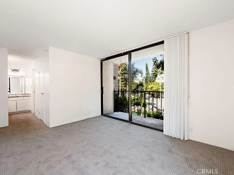 1750 E Ocean Blvd #201 — Photo 11