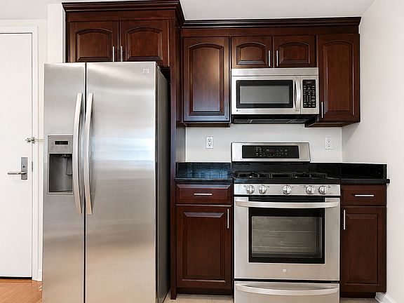 4th image of 15 N Beacon St #507