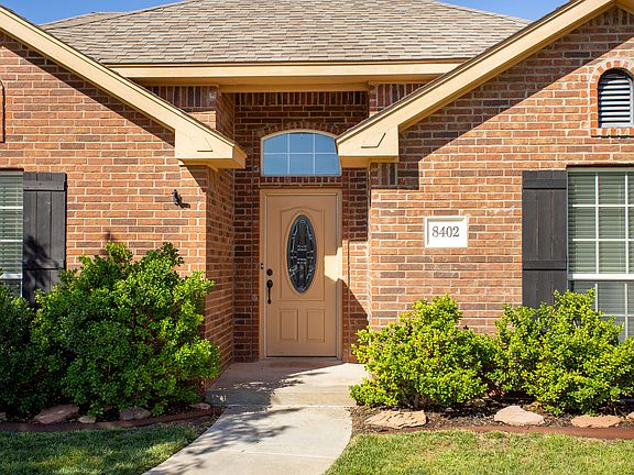 2nd image of 8402 Barstow Dr