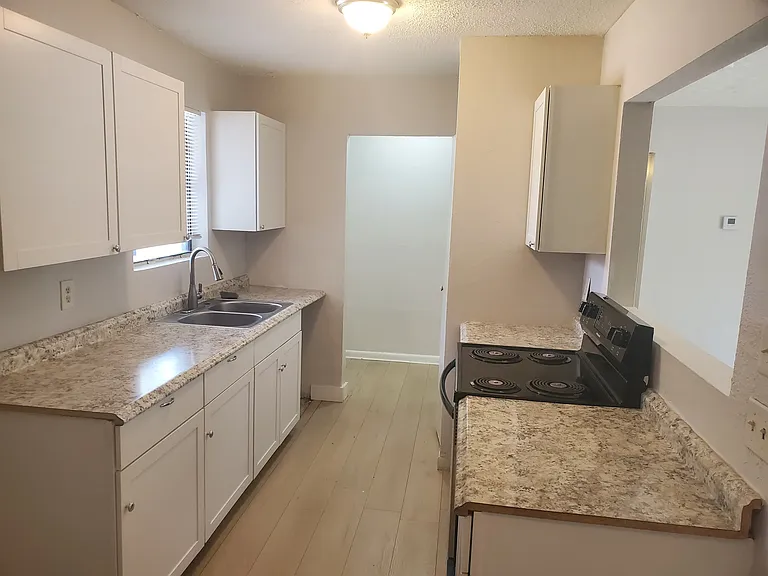 7134 McCarty Dr S — Photo 4
