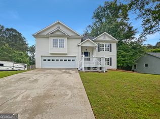 1975 Meyers Dr, Lawrenceville, GA