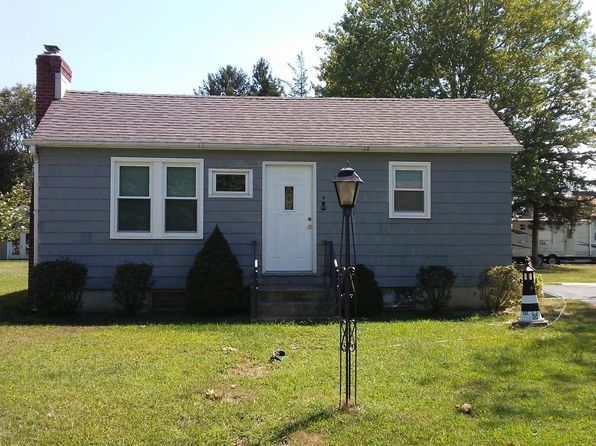 4 Henderson Ave