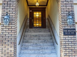 751 SW Vista Ave #5, Portland, OR 97205