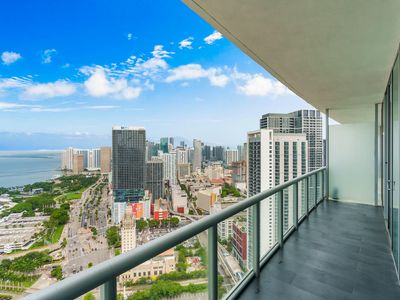 888 Biscayne Boulevard #4406, Miami, FL, 33132