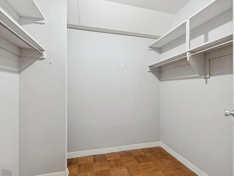 2201 L St NW #218 — Photo 4