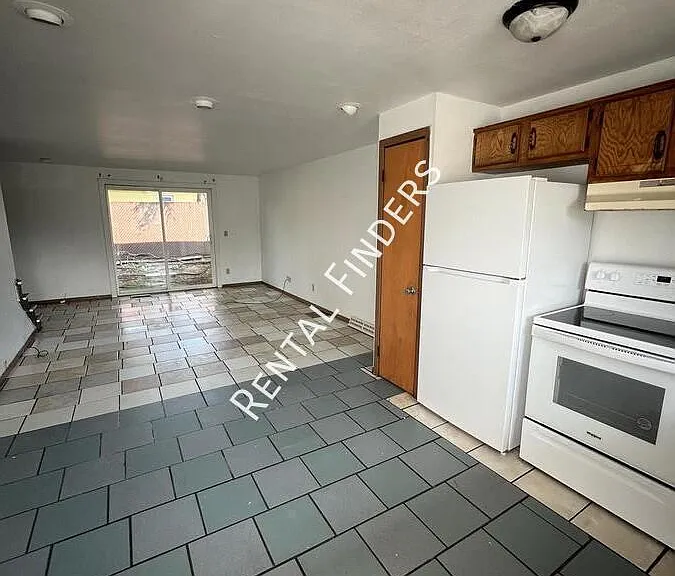 578 Spinnaker Ln #578 — Photo 2