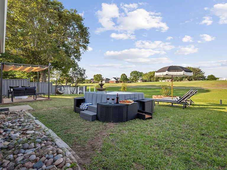 7724 Golfhill Dr — Photo 55