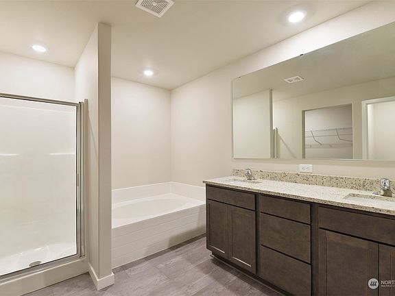 5th image of 2403 158th Street Ct E