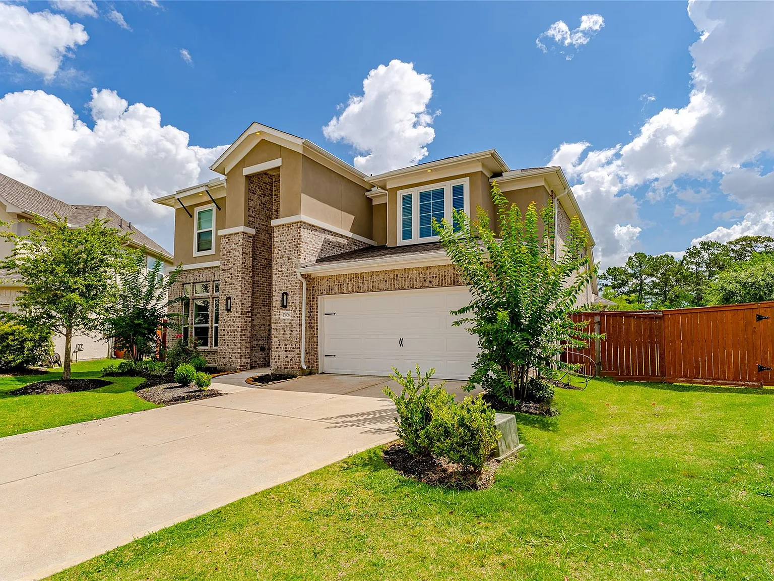 4 bed, 3.5 bath, 3110 sqft, $4,399 — Photo 4